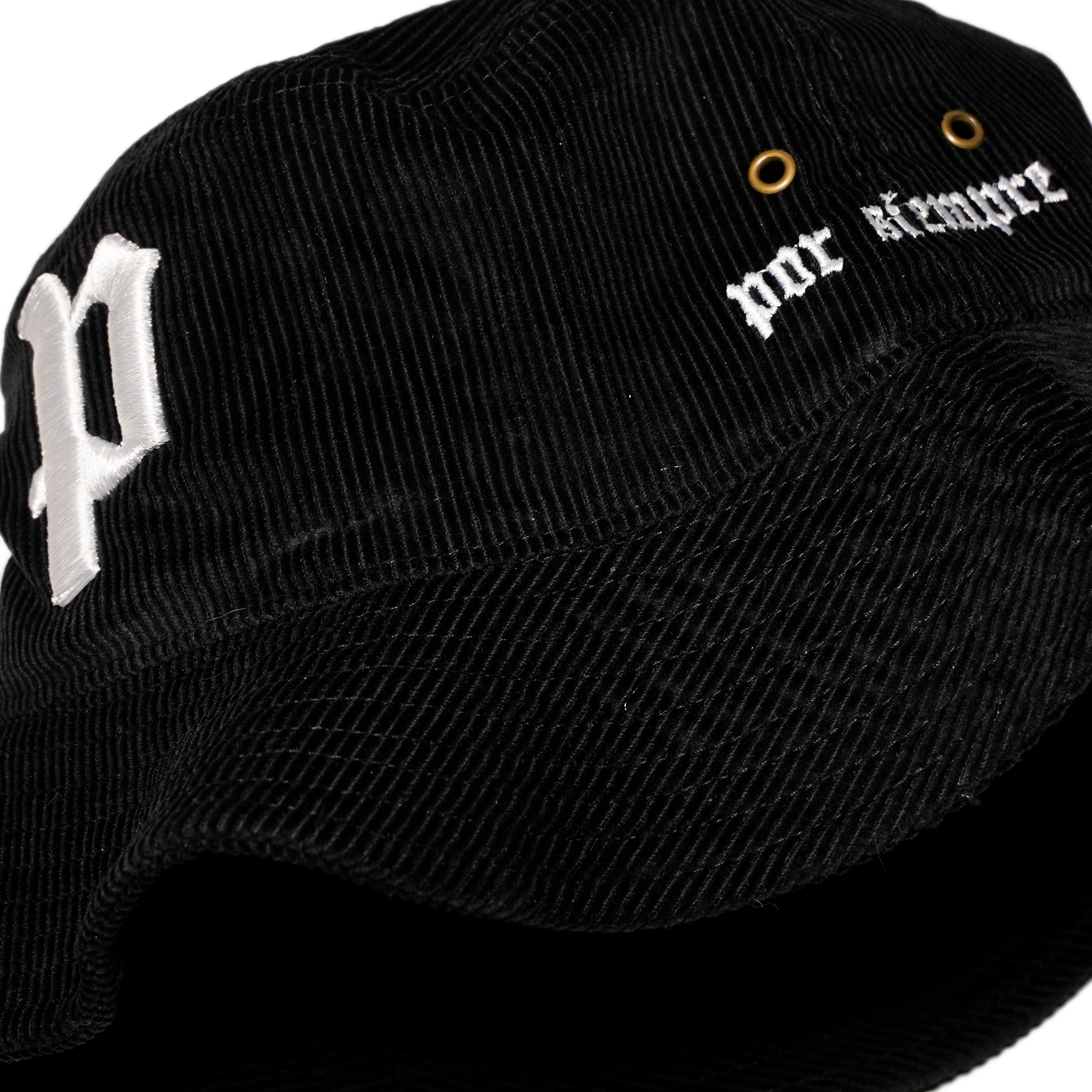 P CORDUROY BLACK BUCKET HAT